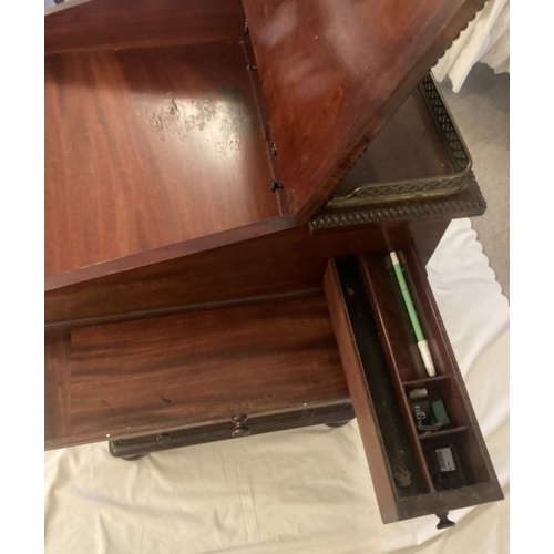 28 - Early-mid 20th century mahogany Davenport desk with tooled inset green leatherette top, sliding top ... 