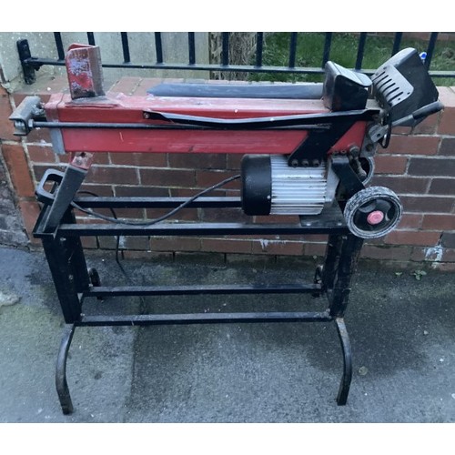 45 - A Longli Industries electrically motored log splitter machine.