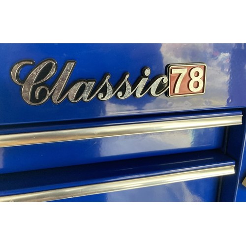 46 - A Splendidly presented Snap-On Classic 78 chest on chest toolbox in blue. Contains numerous tools by... 