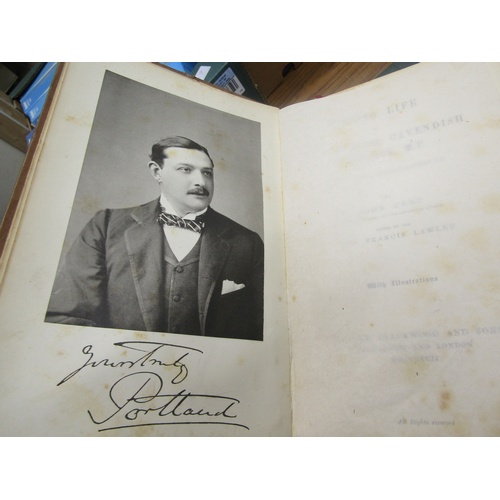 1022 - BOX CONTAINING 14 BOOKS REGARDING HORSE RACES TO INCLUDE 8 VOLUMES OF THE NEW BOOK OF KNOWLEDGE BY W... 