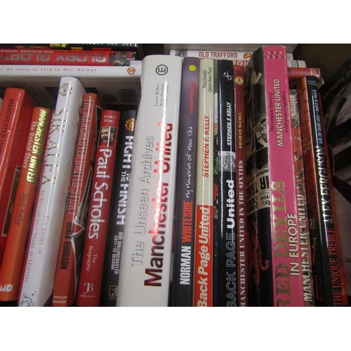 1044 - FIVE BOXES OF BOOKS RELATING TO MANCHESTER UNITED FOOTBALL CLUB AND THEIR PLAYERS TO INCLUDE MANCHES... 