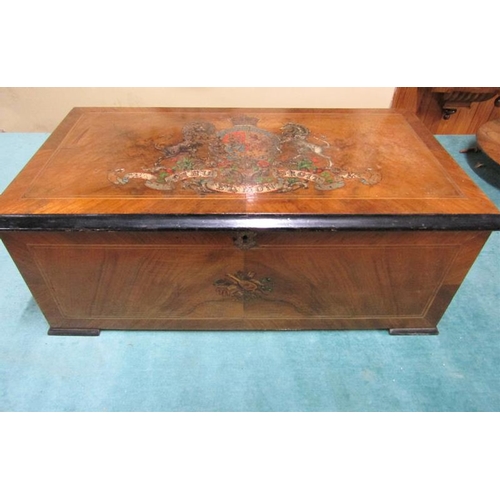 30 - A late 19c Swiss music box playing 30 airs with a 42 tooth comb.  The walnut veneered box has the ro... 