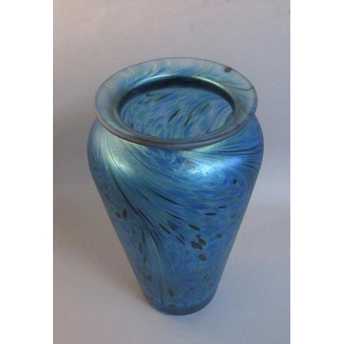 352 - A blue iridescent glass vase in style of Loetz with mottled and swirled decoration, unsigned, 20cms ... 