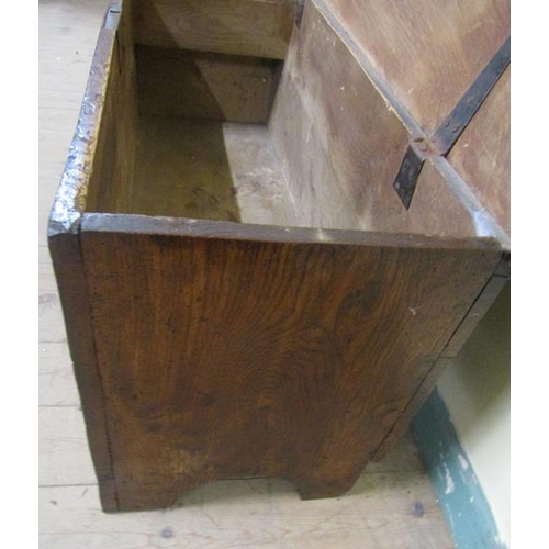 603 - Late 17c/early 18c elm coffer with strap hinges and candlebox.  105cms l x 49cms h.