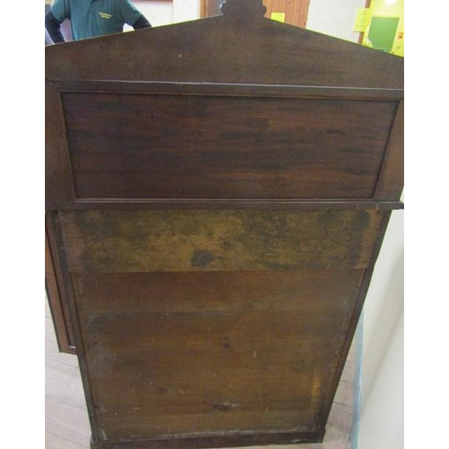 612 - A Victorian mahogany chiffonier with moulded back board and upper shelf on turned supports having on... 