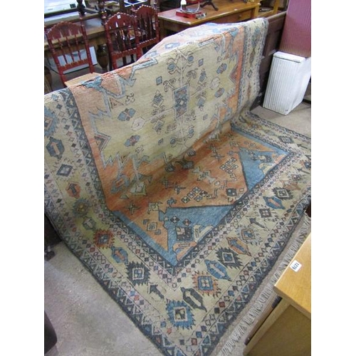 1267 - LARGE ORIENTAL RUG