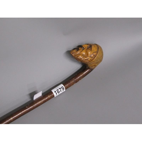 1679 - LATE 19/EARLY 20c WALKING CANE, THE HANDLED CARVED AS A BEARDED GENTLEMAN - 90cms L