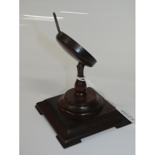 1775 - MAHOGANY WATCH STAND 14cms H