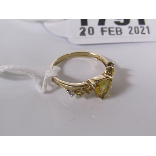 1791 - 9ct GOLD TOPAZ SET RING SIZE N/O