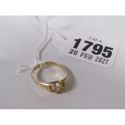 1795 - 18ct GOLD DIAMOND SOLITAIRE SET RING 3.4g - SIZE P/Q