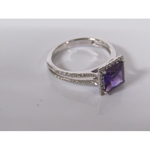 1797 - 18ct WHITE GOLD AMETHYST & DIAMOND SET RING 2.7g