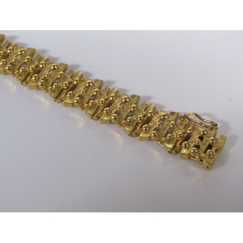 1808 - 9ct GOLD BRACELET - 19g 18cms L