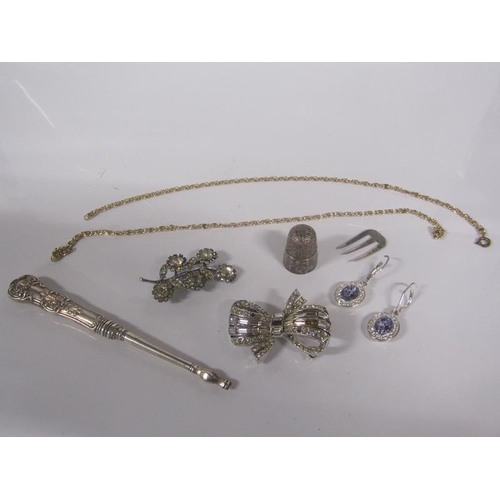 1868 - SMALL COLLECTION INC. TWO BROOCHES, PAIR OF EARRINGS, GILT CHAIN AND THIMBLE