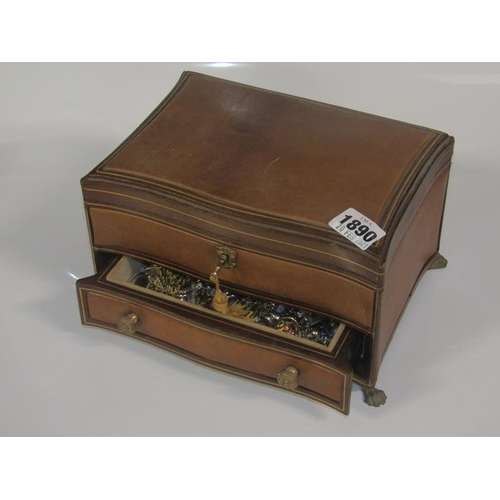 1890 - BROWN LEATHER FITTED JEWELLERY BOX AND JEWELLERY CONTAINED THEREIN