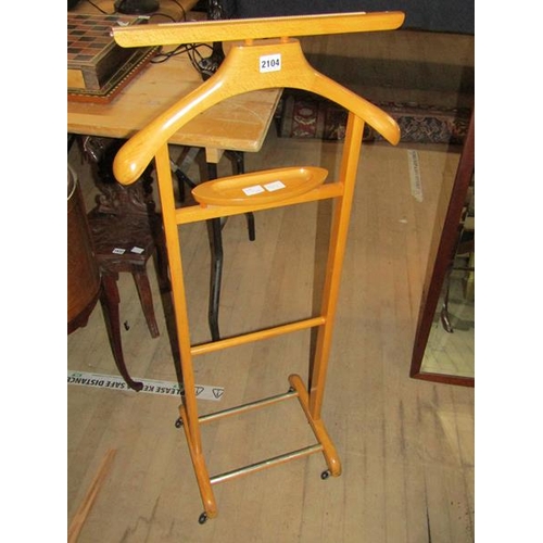 2104 - BEECH CLOTHES STAND 47 x 109cms