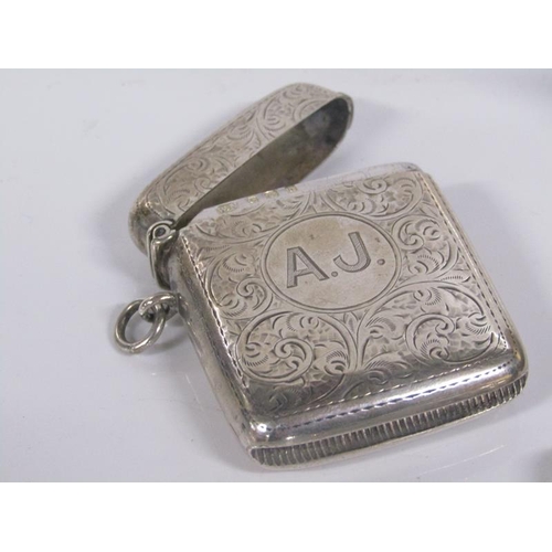 1930 - SILVER PILL BOX TOGETHER WITH TWO VESTA CASES