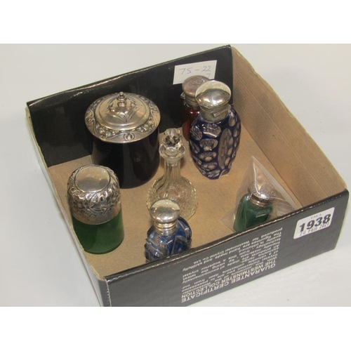 1938 - SIX VICTORIAN SCENT BOTTLES AND BLUE GLASS POT