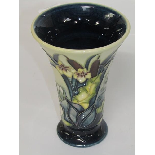 1947 - MOORCROFT LAMIA VASE BY RACHEL BISHOP, 15.5CM H - SILVER LINED