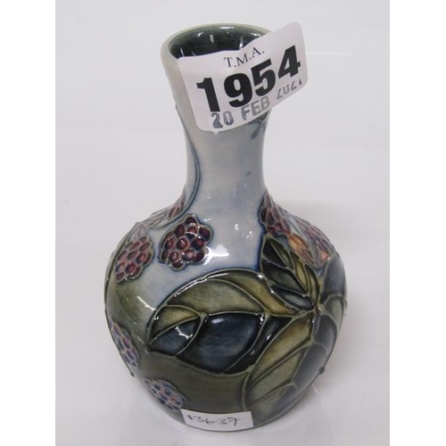 1954 - MOORCROFT BRAMBLE VASE BY SALLY TUFFIN, 10.5CM H