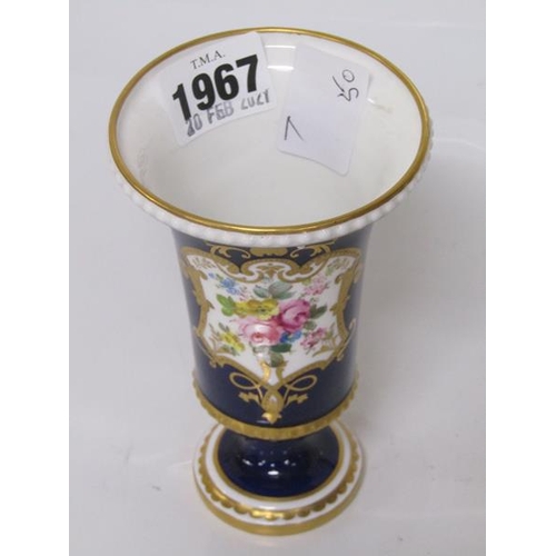 1967 - ROYAL CROWN DERBY PEDESTAL VASE OF FLARED FORM, BLUE GROUND DECORATED WITH FLOWERS, 13.5CM H