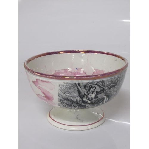 1968 - SUNDERLAND LUSTRE TRANSFER PRINTED PEDESTAL BOWL, 12CM DIAM