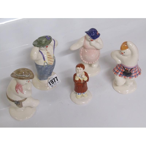 1977 - FIVE ROYAL DOULTON SNOWMAN FIGURES, LARGEST 12CM H