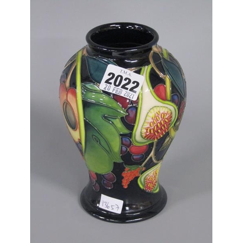 2022 - MOORCROFT QUEEN'S CHOICE VASE DESIGNED BY EMMA BOSSOMS, 16CM H