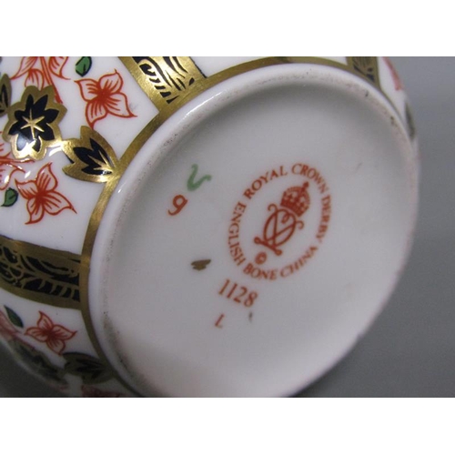 2025 - COLLECTION OF ROYAL CROWN DERBY IMARI CUPS AND SAUCERS, LARGEST 7CM H