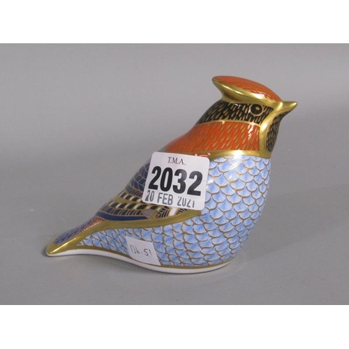 2032 - ROYAL CROWN DERBY WAX WING PAPERWEIGHT WITH GOLD STOPPER, 10CM H