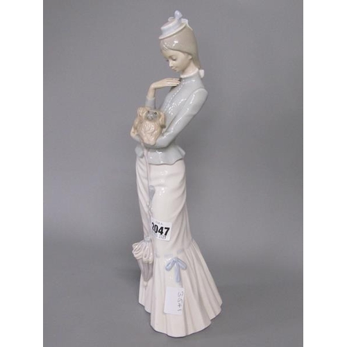 2047 - LLADRO PORCELAIN FIGURE - LADY WITH DOG, 37CM H