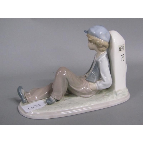 2053 - LLADRO PORCELAIN FIGURE - YOUNG TRAVELLER RESTING, 12.5CM H