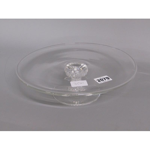 2079 - GLASS CAKE STAND, 26CM DIAM