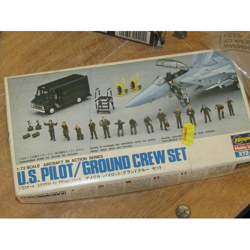 1737 - BOX OF REVELL AND AIRFIX MILITARY AND AVIATION MODELS AND FIGURES