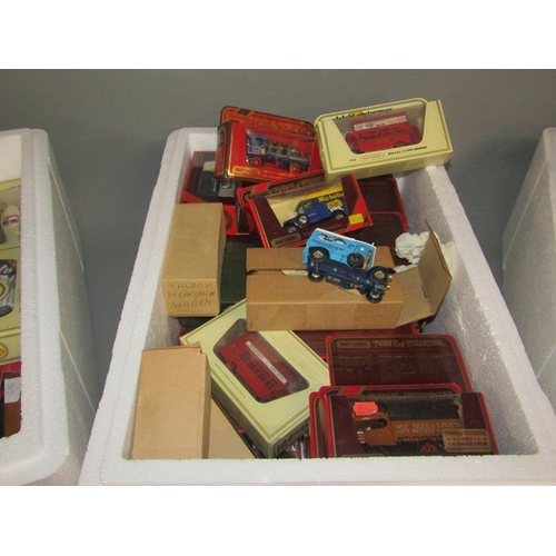 1739 - QTY OF BOXED DIECAST MODEL VEHICLES, MATCHBOX MODELS OF YESTERYEAR ETC.