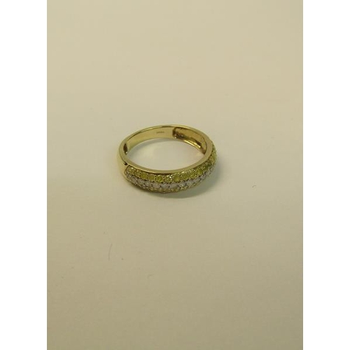 107 - Gold half eternity ring set with fancy yellow and white diamonds - ring size N/O