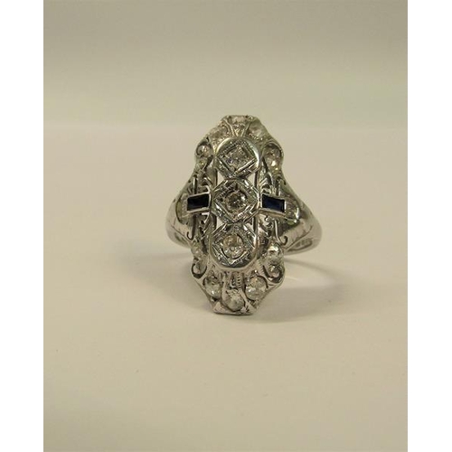 108 - An 18ct Art Deco Sapphire and Diamond ring - ring size P