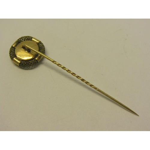 146 - A 19c gold memoriam stick pin, 6.5cm l.