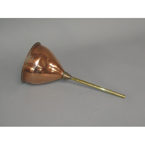 23 - A Victorian copper ale muller together with a copper funnel, 33cm & 34cm l.