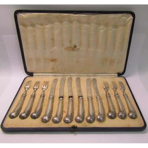 211 - A boxed set of six silver pistol grip dessert knives and forks, makers mark for Asprey & Co Ltd, Lon... 