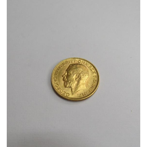 117 - A 1914 gold sovereign.