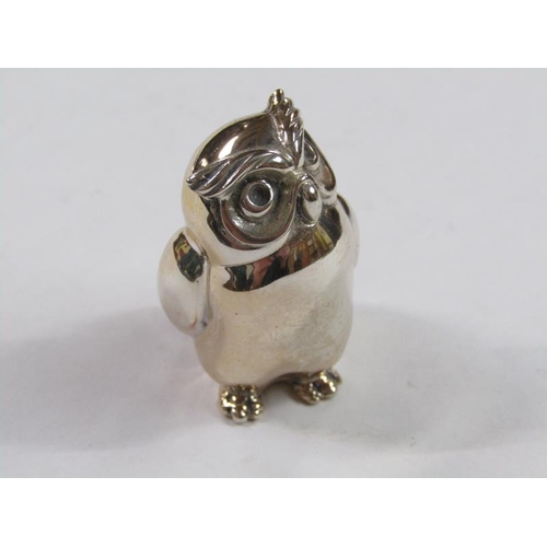 1402 - MINIATURE SILVER OWL TOGETHER WITH MINIATURE MOUSE CHEESE BLOCK DECORATION