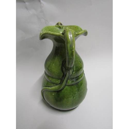 1627 - EARLY 20C ART NOUVEAU GREEN GLAZED TWO HANDLED VASE WITH LIZARD HANDLES, 19CM H