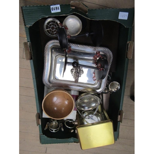 1610 - COLLECTION OF MISC ITEMS OF SILVER PLATE INC. BRASS CASED PERPETUAL MANTEL CLOCK