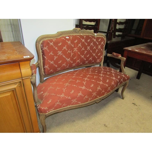 23 - 19C UPHOLSTERED TWO SEATER SETTEE