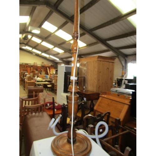 441 - OAK STANDARD LAMP