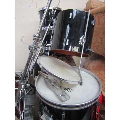 448 - DRUM KIT