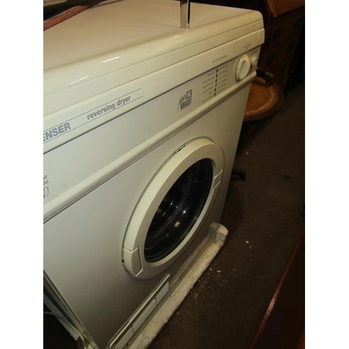 415 - WHITE KNIGHT TUMBLE DRYER