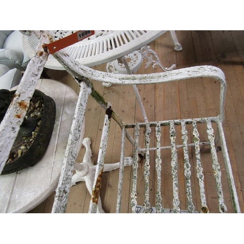 1698 - 19c WHITE PAINTED IRON GARDEN SEAT 160cms W