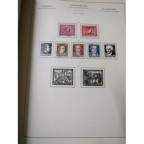 1439 - COLLECTION OF STAMPS TO INCL TWO GERMANY DAVO ALBUMS 1872-1945, TWO SCWANBERGER ALBUMS EAST GERMANY ... 