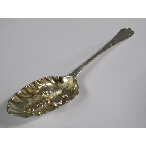 157 - Two late 18c silver Hester Batemen berry spoons, London 1775, each 17.5cm l.